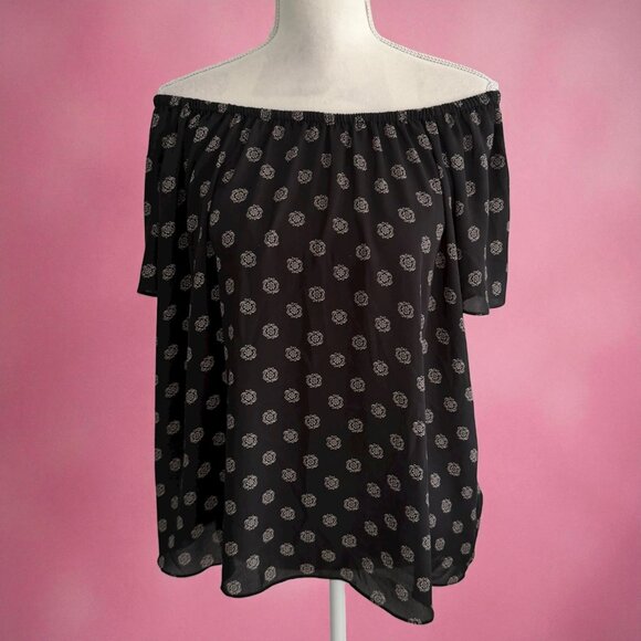 VINCE CAMUTO Black Sheer Off The Shoulder Top Size XS - Picture 1 of 5